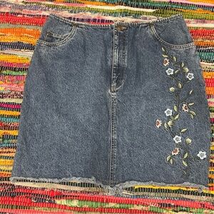 Liz Claiborne Blue Denim Skirt with Floral Embroidery